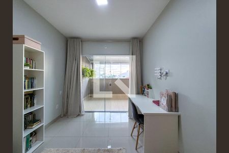 Casa para alugar com 3 quartos, 143m² em Alto Umuarama, Uberlândia