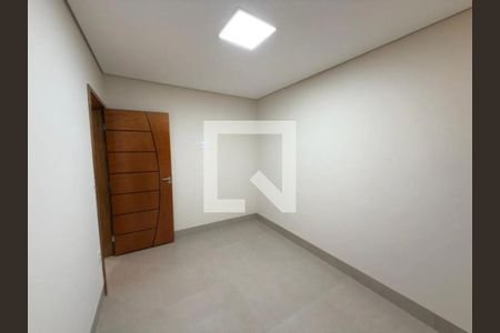 Casa para alugar com 2 quartos, 180m² em Custódio Pereira, Uberlândia