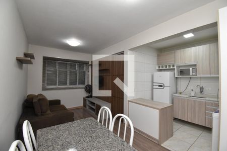 Sala  de apartamento para alugar com 1 quarto, 33m² em Bigorrilho, Curitiba