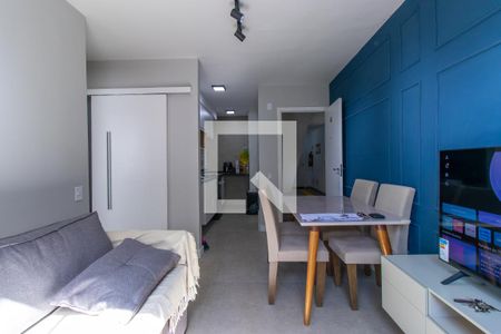 Sala de apartamento para alugar com 2 quartos, 38m² em Jardim Petropolis, Cotia