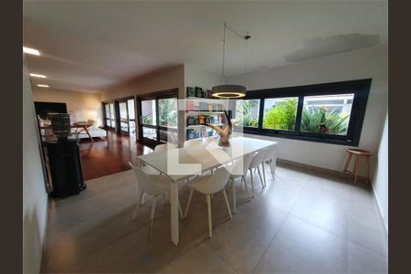 Casa à venda com 4 quartos, 748m² em Jardim Cordeiro, São Paulo