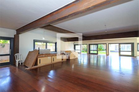 Casa à venda com 4 quartos, 748m² em Jardim Cordeiro, São Paulo