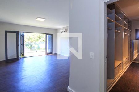 Casa à venda com 4 quartos, 748m² em Jardim Cordeiro, São Paulo