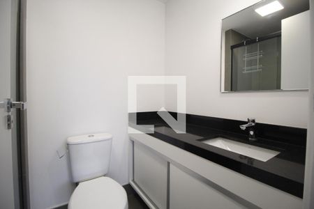 Banheiro da Suíte 1 de apartamento à venda com 2 quartos, 62m² em Rio Branco, Porto Alegre