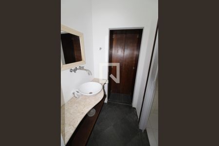 Banheiro da Suíte 1 de casa para alugar com 3 quartos, 137m² em Vila Industrial, São José dos Campos