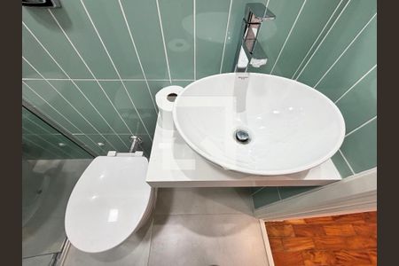 Banheiro de apartamento para alugar com 3 quartos, 87m² em Moema, São Paulo