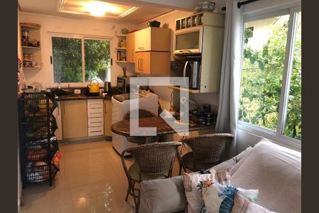 Sala de casa para alugar com 4 quartos, 200m² em Agronômica, Florianópolis