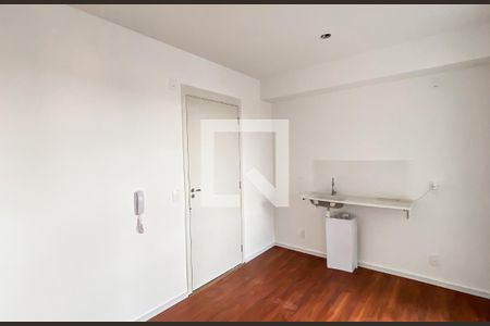 Sala/cozinh de apartamento para alugar com 2 quartos, 29m² em Jardim Danfer, São Paulo