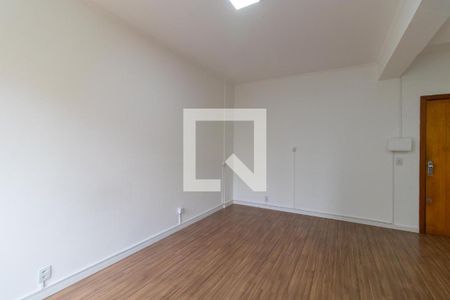 Sala/Quarto de apartamento para alugar com 1 quarto, 30m² em Azenha, Porto Alegre