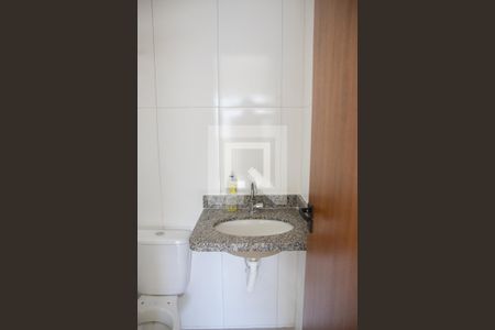 Banheiro da Suíte de casa à venda com 3 quartos, 93m² em Jardim das Hortensias, Goiânia