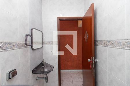 Banheiro 1 de casa à venda com 3 quartos, 120m² em Parque Vitoria, São Paulo