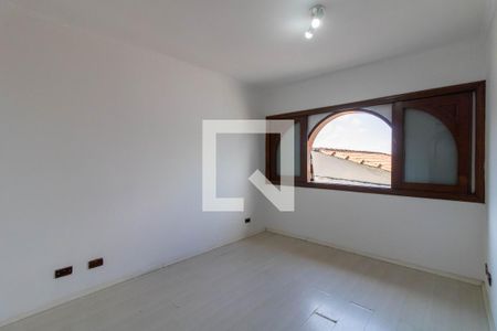 Suíte de casa para alugar com 2 quartos, 250m² em Jardim Santa Mena, Guarulhos