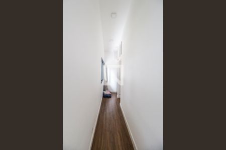 Corredor de casa de condomínio para alugar com 4 quartos, 300m² em Residencial Tres (alphaville), Santana de Parnaíba