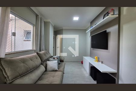 Sala de apartamento à venda com 2 quartos, 45m² em Vila América, Santo André