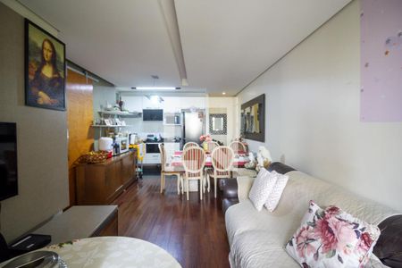 Sala de apartamento à venda com 3 quartos, 72m² em Usina Piratininga, São Paulo
