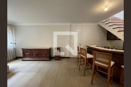 Sala de casa à venda com 5 quartos, 208m² em Vila Pirajussara, São Paulo