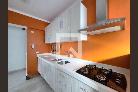 Cozinha de apartamento para alugar com 1 quarto, 54m² em Indianópolis, São Paulo