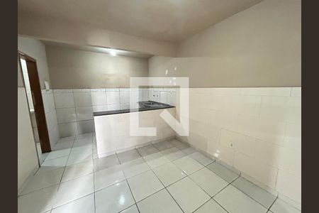 Sala de casa para alugar com 1 quarto, 45m² em Magalhães Bastos, Rio de Janeiro
