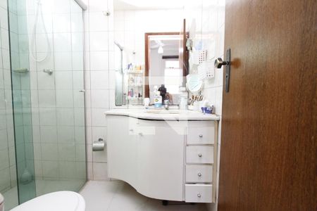 Banheiro da Suíte de apartamento à venda com 3 quartos, 82m² em Jardim America, Belo Horizonte