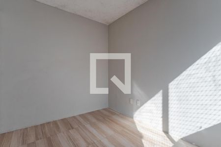 Quarto 2 de apartamento para alugar com 2 quartos, 42m² em Rubem Berta, Porto Alegre