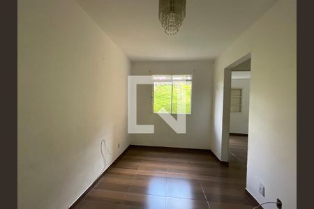Sala de apartamento para alugar com 2 quartos, 52m² em Jardim Arco-iris, Cotia