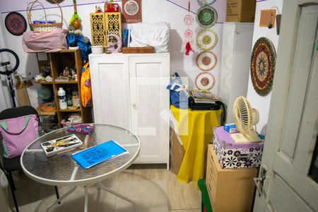 Quarto de serviço de casa à venda com 6 quartos, 212m² em Penha de França, São Paulo