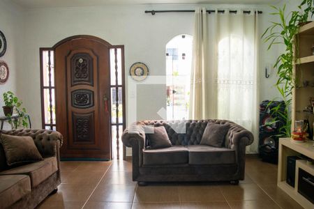 Sala de casa à venda com 6 quartos, 212m² em Penha de França, São Paulo