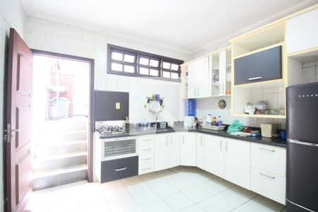 Cozinha de casa à venda com 2 quartos, 88m² em Jardim Ana Maria, São Paulo