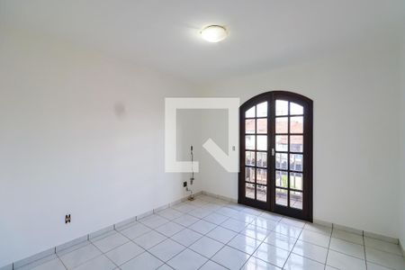 Casa à venda com 2 quartos, 88m² em Jardim Ana Maria, São Paulo