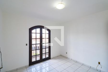 Casa à venda com 2 quartos, 88m² em Jardim Ana Maria, São Paulo