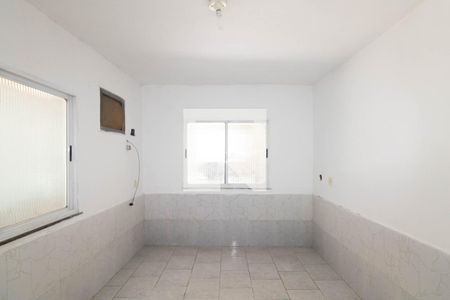 Quarto 1 de casa para alugar com 2 quartos, 120m² em Paciência, Rio de Janeiro