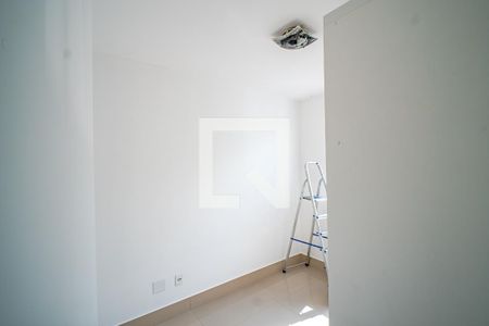 Quarto 2 de apartamento para alugar com 2 quartos, 40m² em Jardim Joao Xxiii, São Paulo