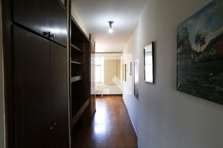 Corredor de apartamento para alugar com 4 quartos, 360m² em Mangabeiras, Belo Horizonte