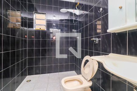 Banheiro de casa para alugar com 1 quarto, 59m² em Jardim Matarazzo, São Paulo