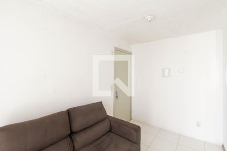 Sala de apartamento para alugar com 2 quartos, 42m² em Olaria, Canoas