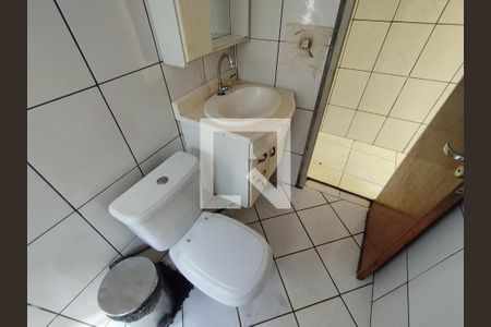 Banheiro - torneira de casa para alugar com 2 quartos, 120m² em Vila Brasilina, São Paulo