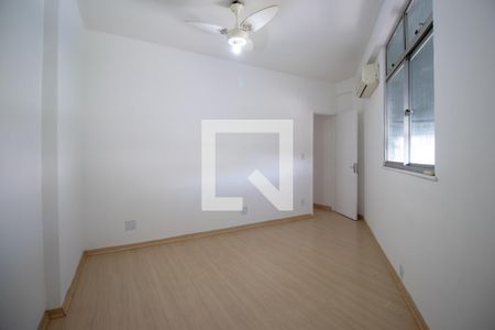 Quarto 1 de apartamento para alugar com 3 quartos, 100m² em Vila da Penha, Rio de Janeiro