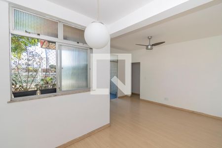 Sala de apartamento para alugar com 2 quartos, 100m² em Vila da Penha, Rio de Janeiro