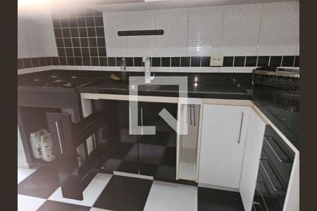 Cozinha de apartamento para alugar com 2 quartos, 55m² em Bandeiras, Osasco