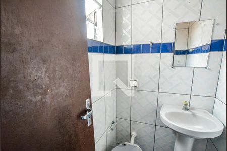 Lavabo de casa para alugar com 3 quartos, 100m² em Vila Mazzei, Santo André