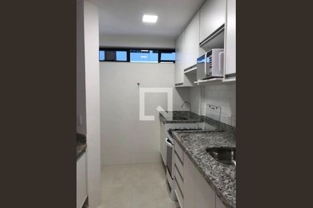 Cozinha de apartamento para alugar com 1 quarto, 50m² em Brotas, Salvador