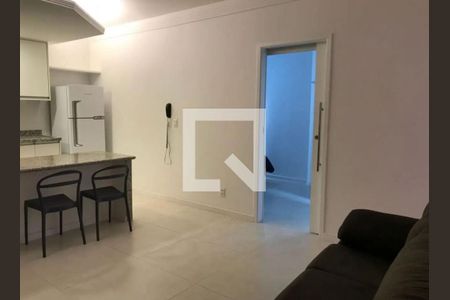 Cozinha de apartamento para alugar com 1 quarto, 50m² em Brotas, Salvador
