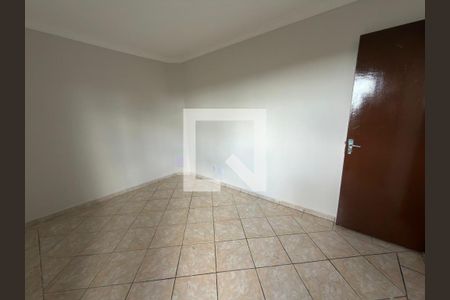 Quarto 02 de apartamento para alugar com 2 quartos, 60m² em Taguatinga, Brasília
