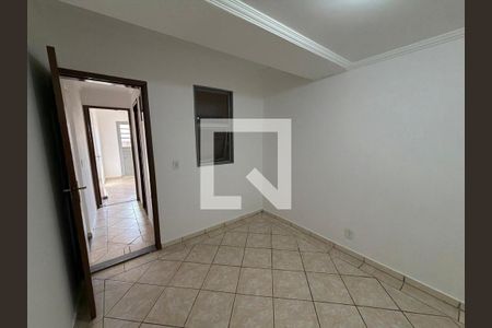 Quarto 01 de apartamento para alugar com 2 quartos, 60m² em Taguatinga Norte , Brasília
