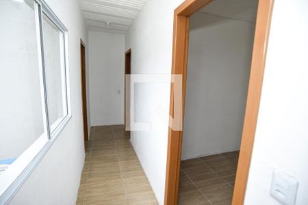 Corredor de casa para alugar com 2 quartos, 45m² em Planalto, Viamão
