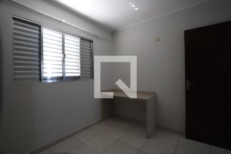 Quarto 2 de casa à venda com 2 quartos, 60m² em Vila Alpina, São Paulo