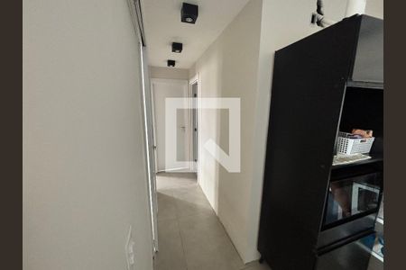 Corredor de apartamento à venda com 3 quartos, 80m² em Chácara Seis de Outubro, São Paulo