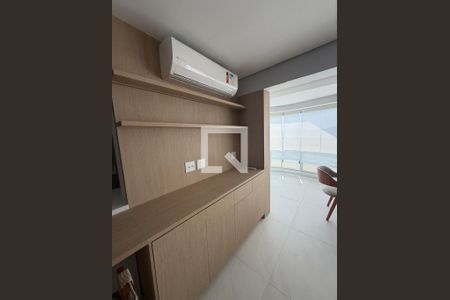 Sala de apartamento para alugar com 2 quartos, 124m² em Alphaville Industrial, Barueri