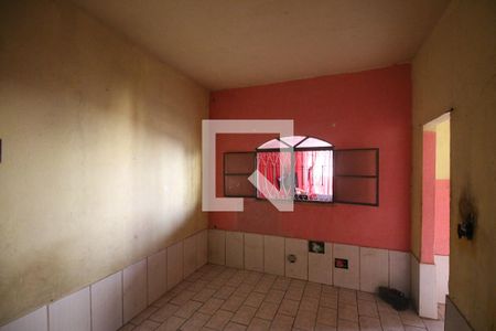 Quarto de kitnet/studio para alugar com 1 quarto, 35m² em Banco de Areia, Mesquita