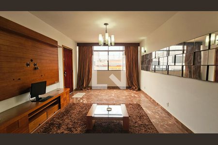 Casa à venda com 4 quartos, 300m² em Bela Vista, Jundiaí